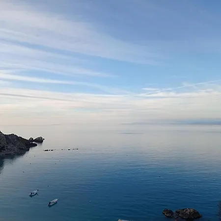 Ostria Πανσιόν Άγιος Νικήτας