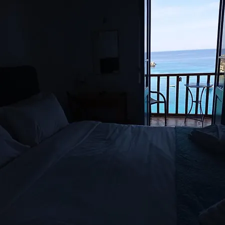 Ostria Maison d'hôtes *