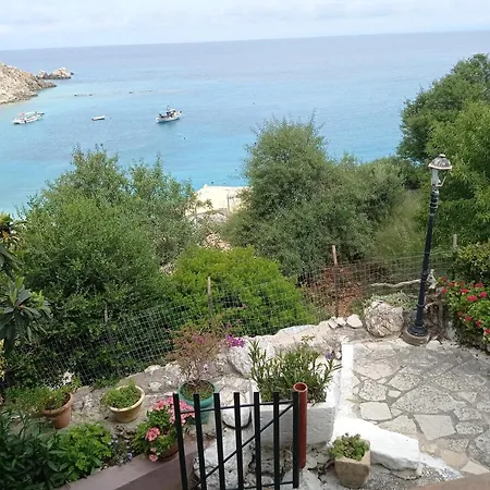 Πανσιόν Ostria 3*