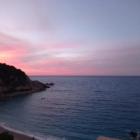 Ostria Πανσιόν