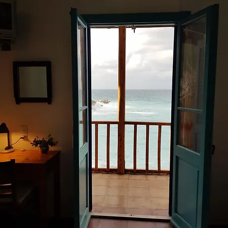 Πανσιόν Ostria