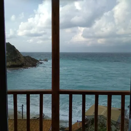 Πανσιόν Ostria